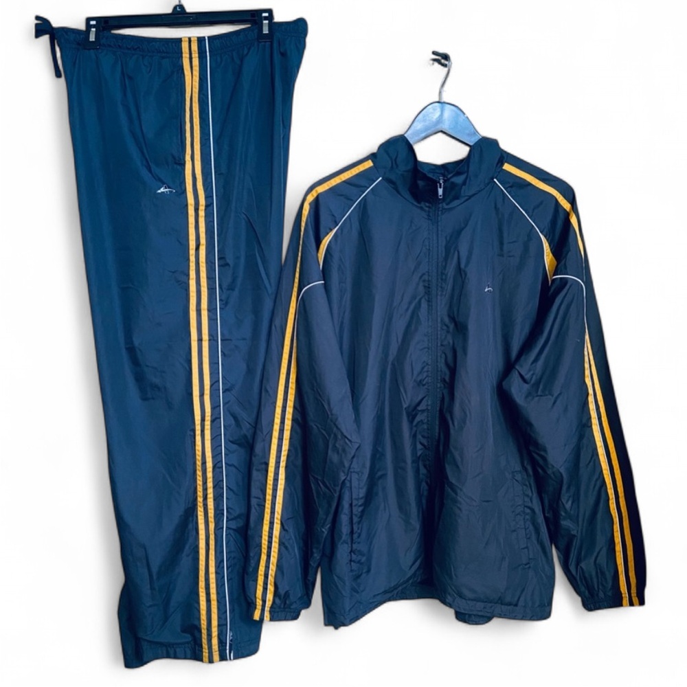 Athletech men’s activewear pants & jacket set/ Size XL